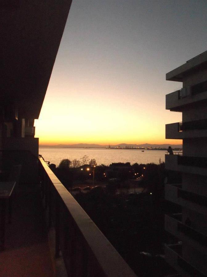 סלוניקי Promenade Apartment With Sea View מראה חיצוני תמונה